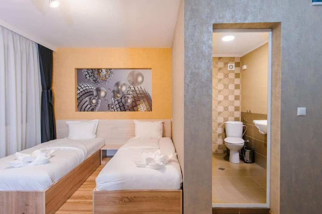 Пиргуля Hotel Miladinovtsi Exterior photo
